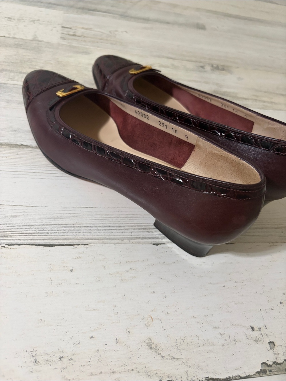 Salvatore Ferragamo Burgundy Croc-Accent Leather Pumps with Gold Buckle - Picture 6 of 11